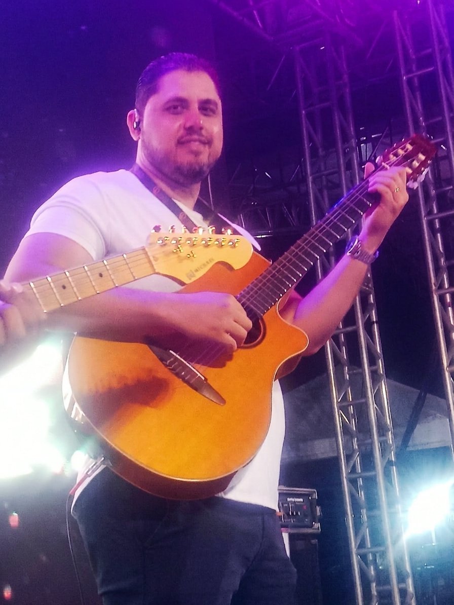 Cleud Lopes