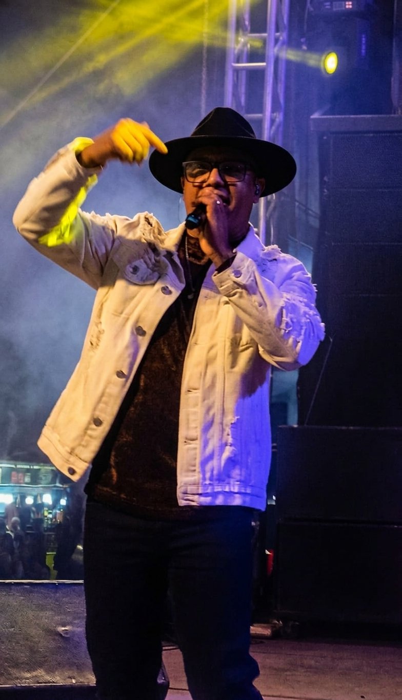 Cleud Lopes ao vivo